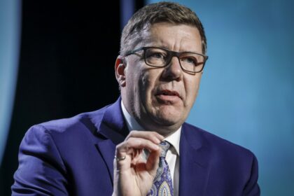 sask.-hong-kong-group-warns-against-closer-ties-with-beijing-as-premier-heads-to-china
