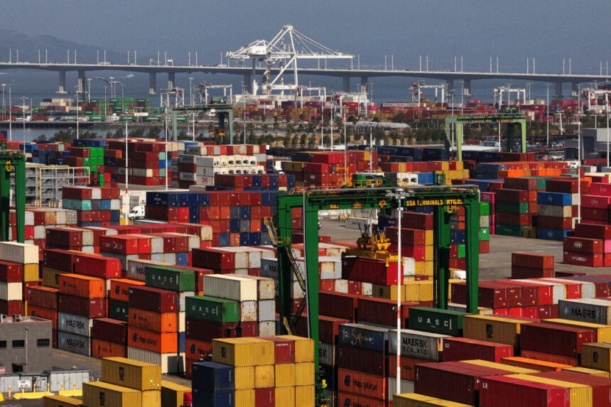 trump-signs-order-on-tariff-reductions-for-‘aligned-partners,’-certain-products