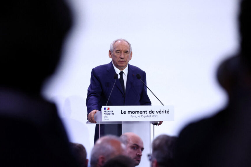french-prime-minister-loses-confidence-vote,-triggering-collapse-of-government