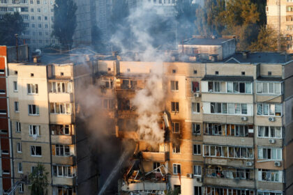 russian-attack-shows-unwillingness-to-negotiate-war’s-end,-us-envoy-says