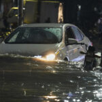 over-120,000-evacuated-from-central-pakistan-as-floods-leave-survivors-in-scorching-heat