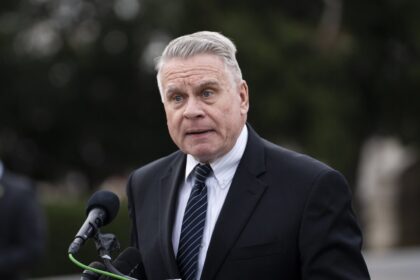 us-lawmaker-introduces-bill-to-free-political-prisoners-in-china,-hong-kong