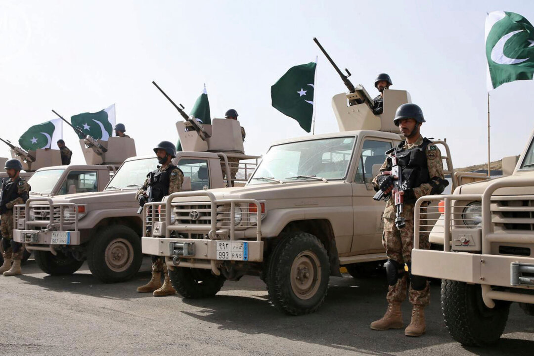 saudi-arabia,-nuclear-armed-pakistan-sign-mutual-defense-pact