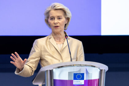 eu-demands-tougher-energy-sanctions-against-russia-following-trump’s-call