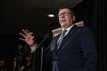 sask.-premier-moe-softens-push-to-remove-ev-tariffs-on-china