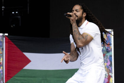 bob-vylan-gig-canceled-after-front-man-celebrated-charlie-kirk’s-death-on-stage