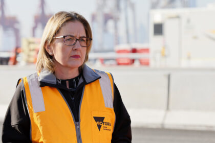 victoria-fast-tracks-state’s-largest-battery-project,-to-power-up-to-345,000-homes