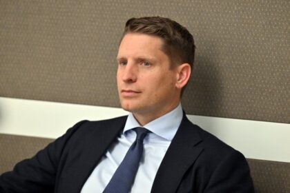 ‘soulless-cars-made-in-china’:-hastie-calls-for-local-manufacturing-revival