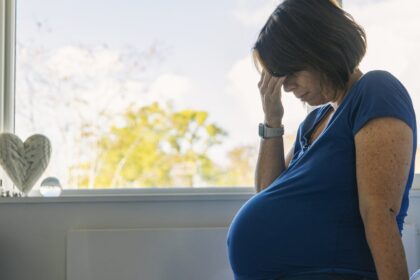 it’s-ok-to-use-paracetamol-in-pregnancy.-here’s-what-the-science-says-about-the-link-with-autism