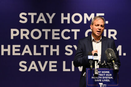 former-victorian-health-chief-says-covid-lockdowns-may-never-return