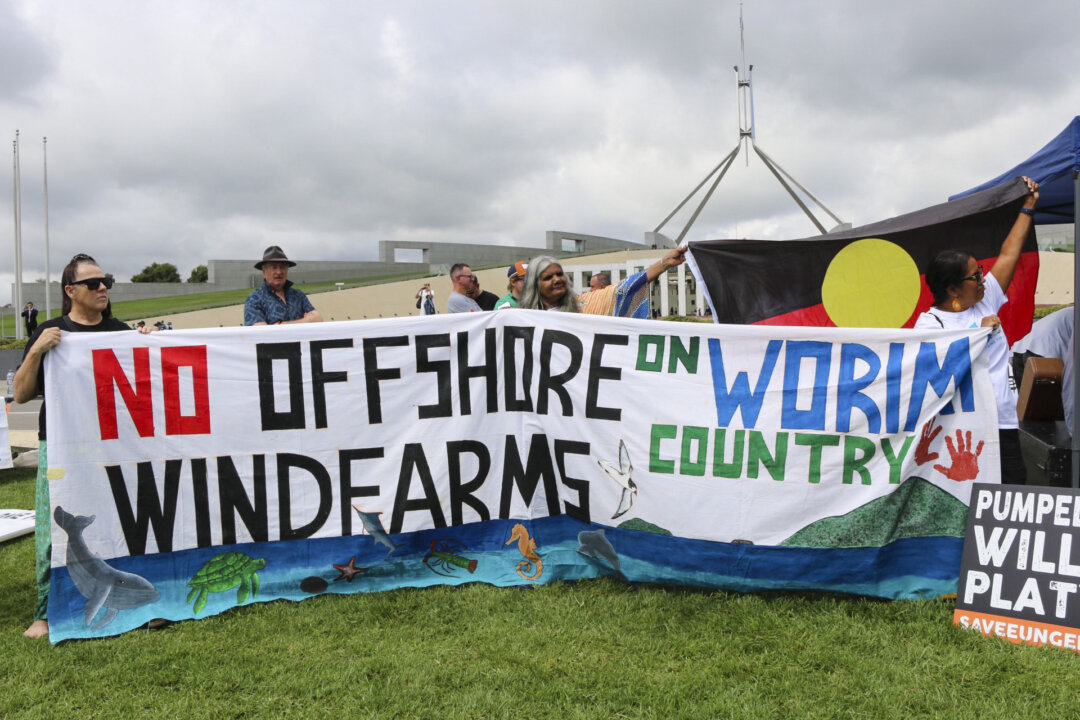 community-distrust-casts-shadow-on-australia’s-energy-transition:-aeic-commissioner