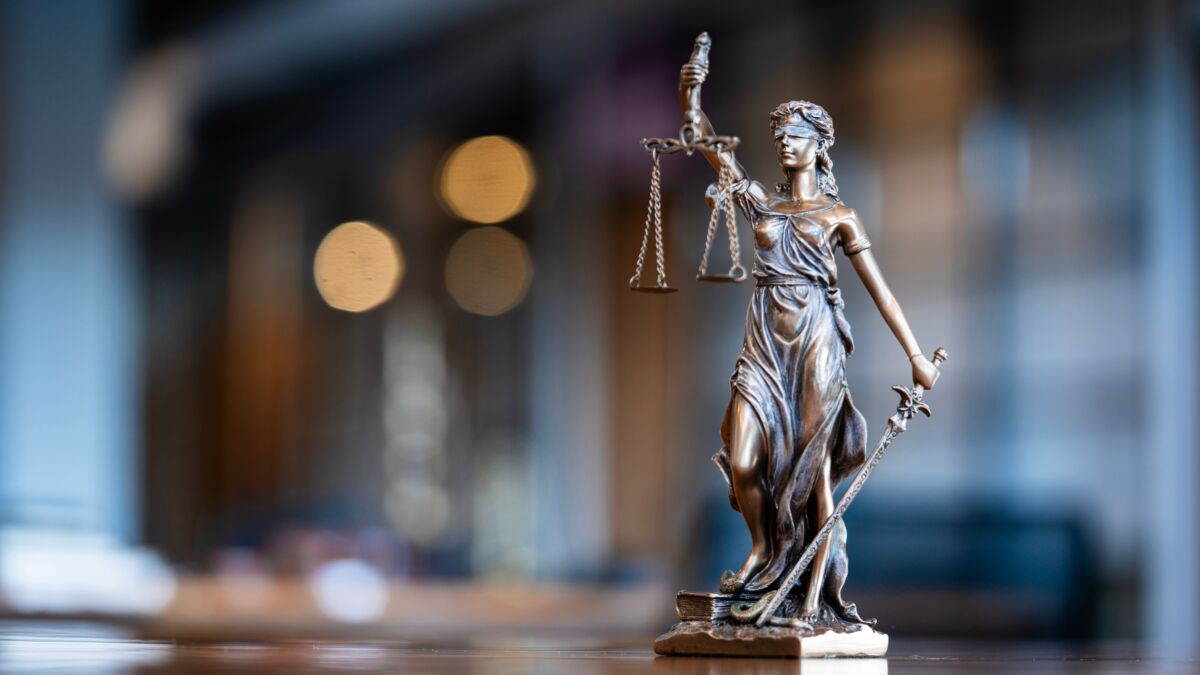 unspoken-rules-of-the-courtroom