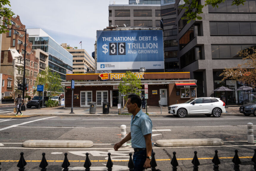 us-federal-deficit-hits-$1.8-trillion-for-2nd-straight-year