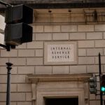 irs-announces-2026-tax-bracket-updates,-inflation-based-adjustments