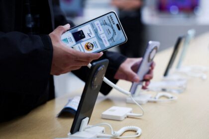 beijing-blacklists-defense-companies,-cybersecurity-researchers-exposing-huawei-chips