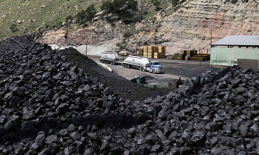 trump-coal-boost-gains-momentum-as-bids,-land-opened-up
