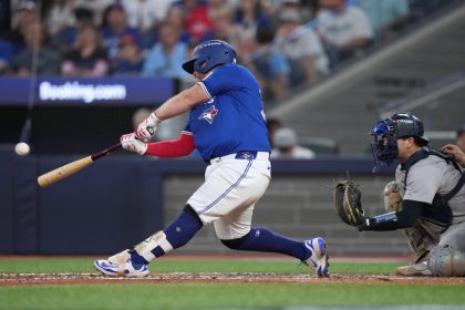 kirk-homers-twice-as-blue-jays-end-playoff-skid-by-thumping-yankees-10-1-in-game-1-of-alds