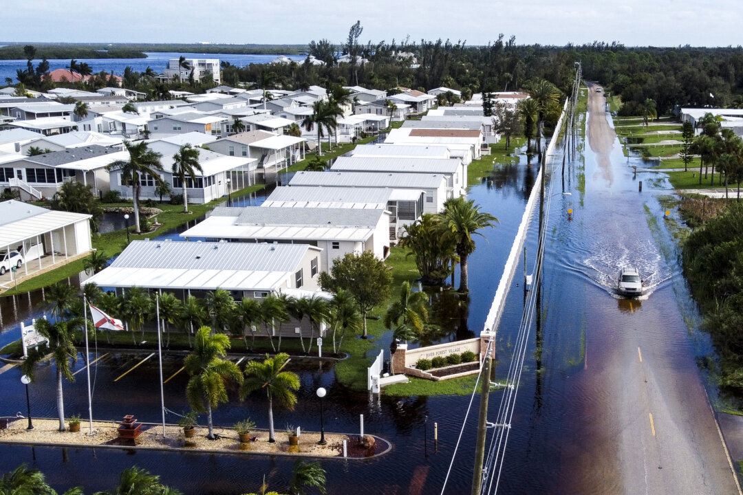 shutdown-could-leave-homebuyers-without-flood-insurance:-nar