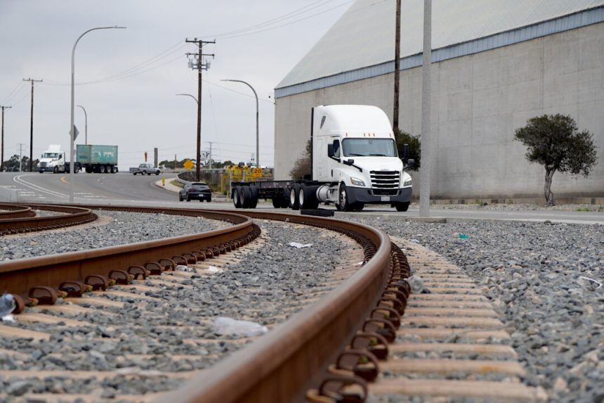 trump:-all-medium,-heavy-duty-trucks-entering-us-will-see-25-percent-tariff-on-nov.-1