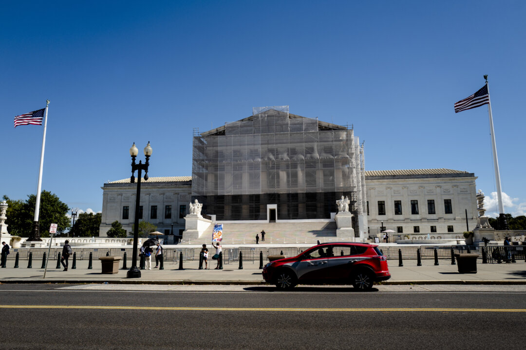 supreme-court-won’t-halt-lower-court-ruling-over-google-app-store