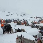 all-stranded-everest-hikers-evacuated-from-remote-tibetan-valley