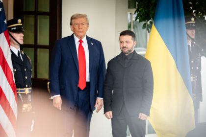 trump-to-host-zelenskyy-friday-to-talk-air-defense,-long-range-weapons