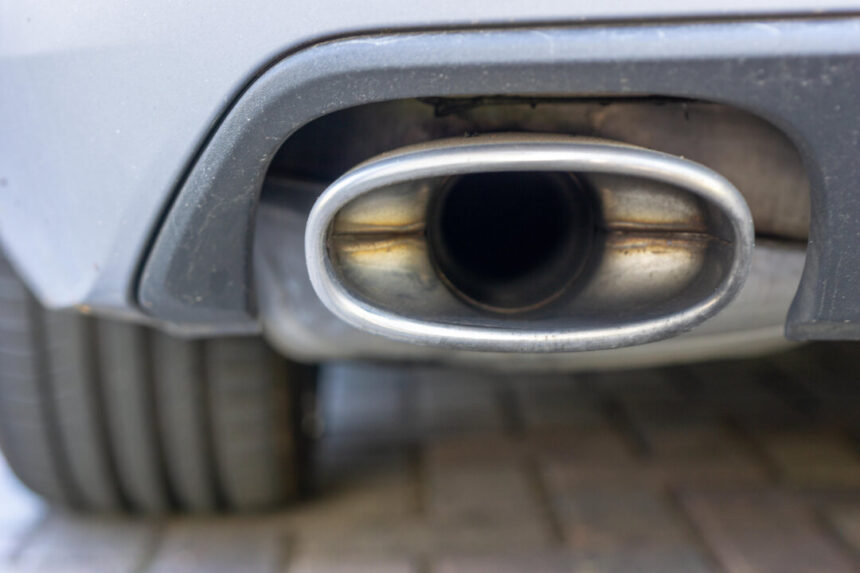 car-makers-‘would-rather-cheat-than-follow-law’-over-emissions,-high-court-told