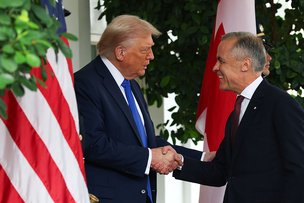 trump-carney-hot-mic-in-egypt:-‘at-least-i-didn’t-call-you-governor’ trump-carney-hot-mic-in-egypt:-‘at-least-i-didn’t-call-you-governor’