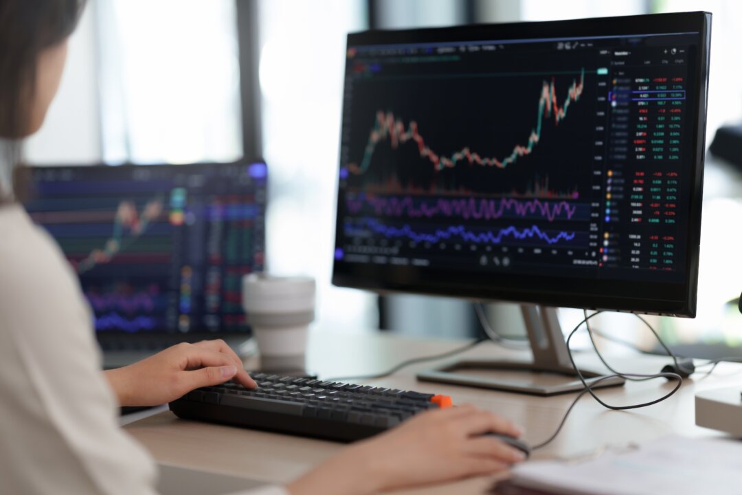 is-active-investing-worth-it? is-active-investing-worth-it?