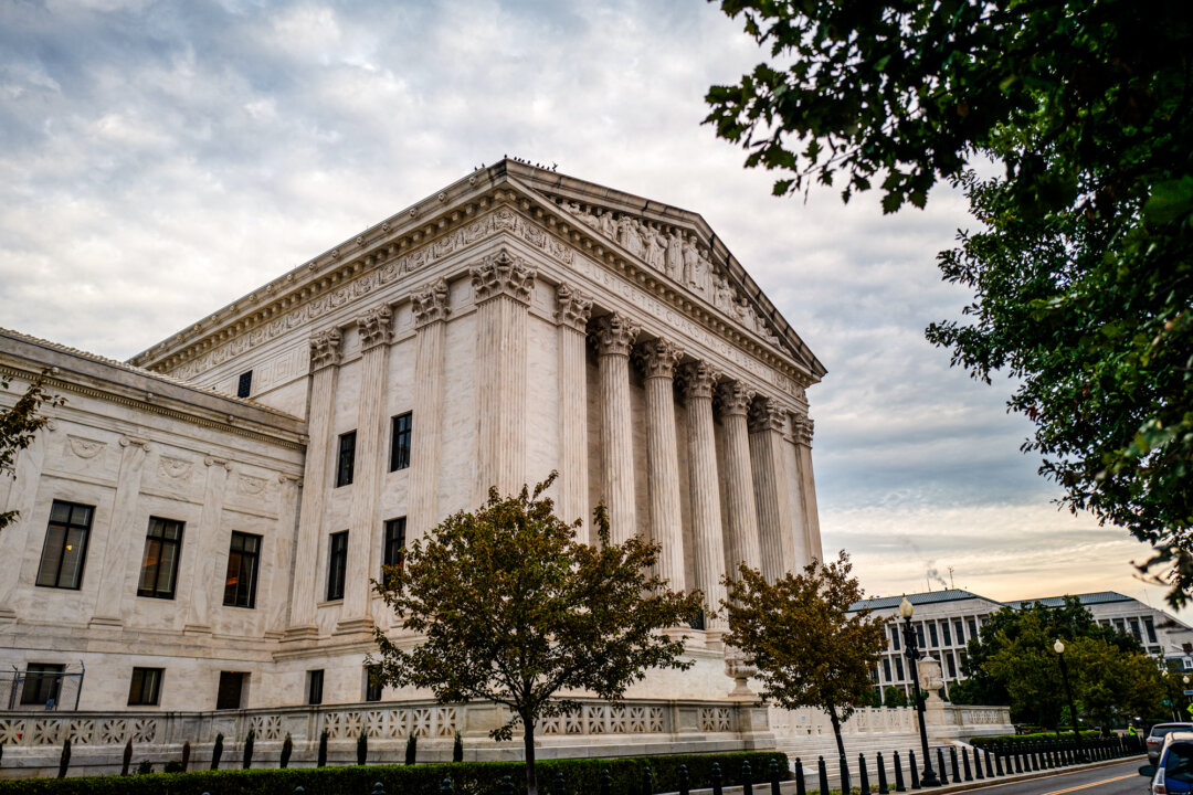 supreme-court-to-hear-trump-tariff-case-that-could-redefine-us-trade-policy supreme-court-to-hear-trump-tariff-case-that-could-redefine-us-trade-policy