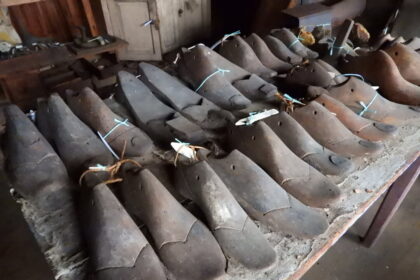 scotland’s-last-shoemaking-shop-to-be-restored-decades-after-it-closed