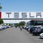 average-new-car-price-surpasses-$50,000,-breaks-record:-kelley-blue-book