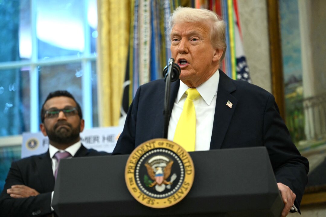 trump-holds-call-with-putin-ahead-of-zelenskyy-meeting trump-holds-call-with-putin-ahead-of-zelenskyy-meeting