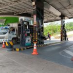 fuel-crisis-in-bolivia-spurs-voter-fears-ahead-of-historic-runoff-election