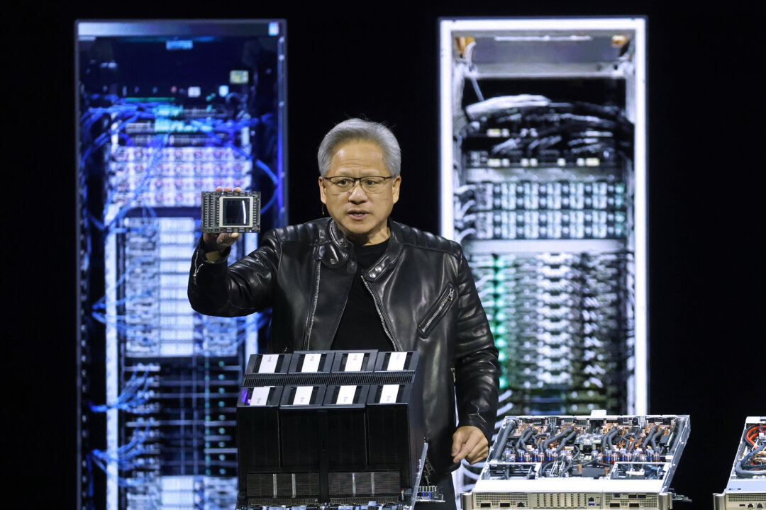 world’s-most-advanced-ai-chips-now-being-made-in-america-due-to-trump’s-policies:-nvidia-chief world’s-most-advanced-ai-chips-now-being-made-in-america-due-to-trump’s-policies:-nvidia-chief
