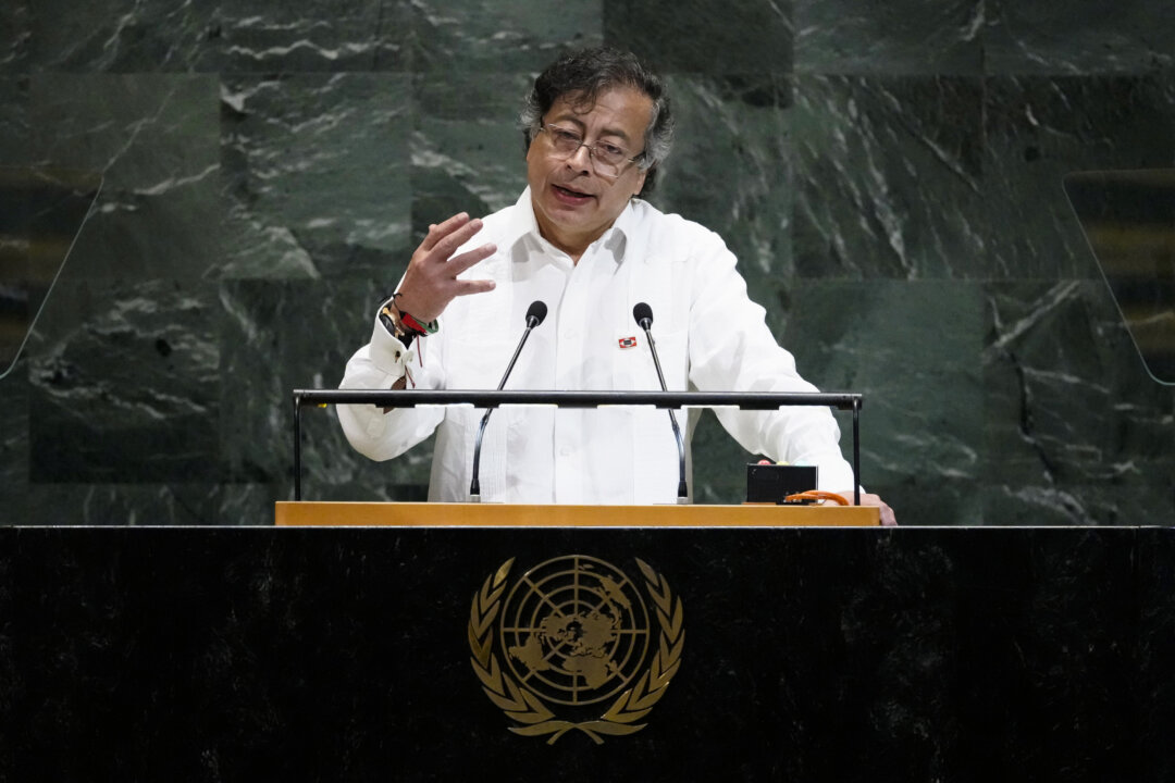 colombia-recalls-us-ambassador-amid-dispute-with-trump