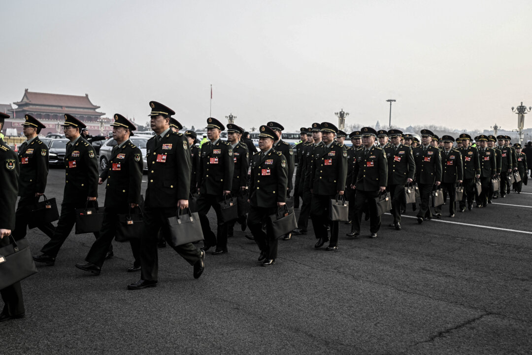 xi’s-power-tested-as-7-officials-snubbed-in-ccp-leadership-shuffle