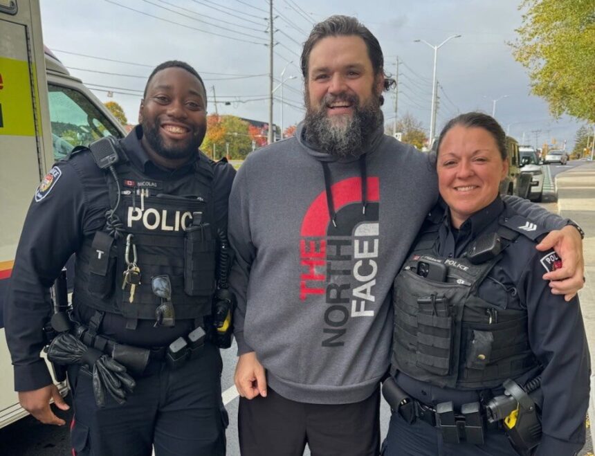 ‘this-is-not-what-i-was-expecting-today’:-ottawa-police-officers-deliver-baby-on-side-of-highway