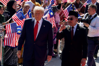 trump-oversees-signing-of-thailand–cambodia-peace-deal