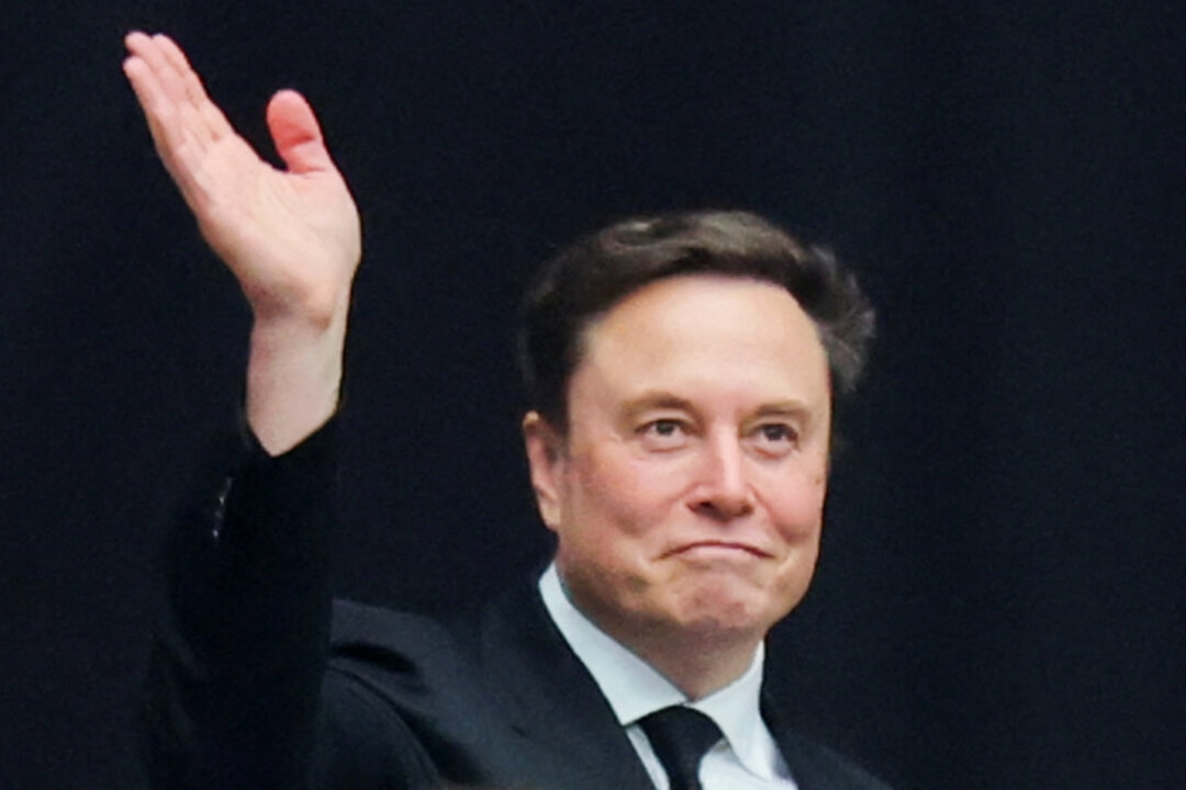 musks-$1-trillion-pay-package-is-due-for-a-vote-on-thursday.-heres-what-to-know