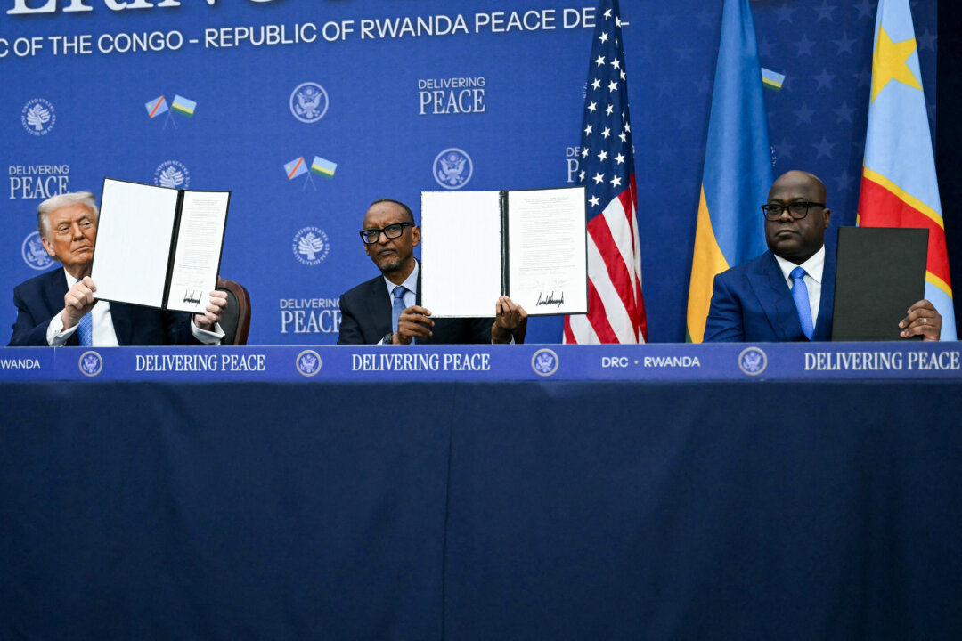trump-presides-over-peace-signing-between-democratic-republic-of-congo-and-rwanda