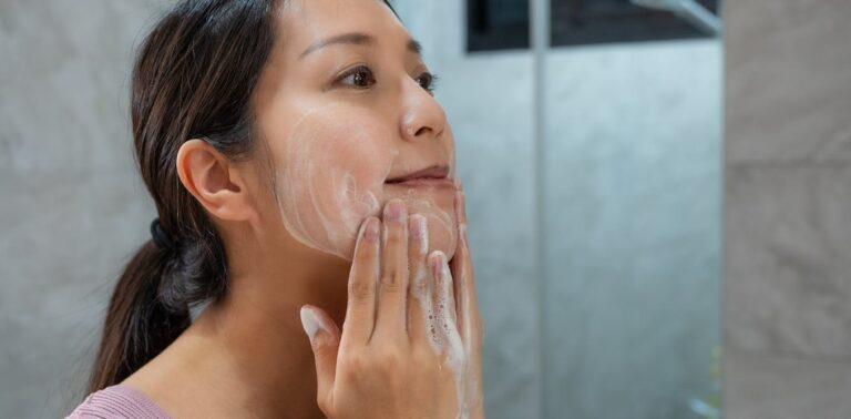 how-to-use-cleanser-properly-by-an-expert-in-skin-science