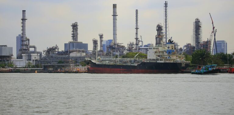 iran-oil-shock:-the-eu-has-very-few-options-to-limit-the-wars-economic-impact-and-prevent-a-recession