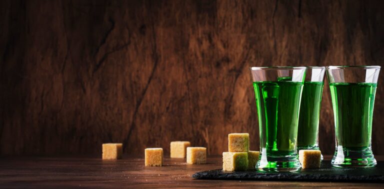 absinthe:-what-the-ban-on-frances-aromatic-spirit-teaches-us-about-modern-day-blaming-and-shaming