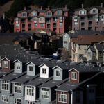 multi-generational-households-on-the-rise,-with-california-leading-the-way,-report-finds