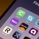 neobank-versus-traditional-bank:-which-one-is-actually-better-for-your-money?