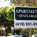 us-rents-fall-for-33rd-straight-month-as-multifamily-construction-surges