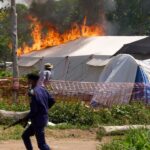 crowd-sets-ebola-treatment-center-ablaze-in-congo-amid-dispute-over-dead-body