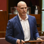 senator-david-pocock-challenges-government-over-partial-gambling-ad-ban