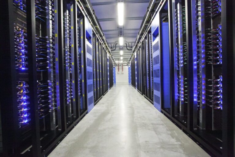 ai-and-data-centre-boom-pushes-australian-business-investment-to-record-high